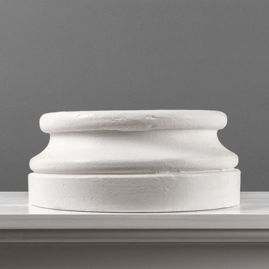 Garden round Plinth (Statue Base)
