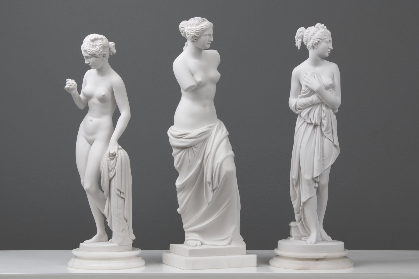 Venus with the Apple Statue by Bertel Thorvaldsen