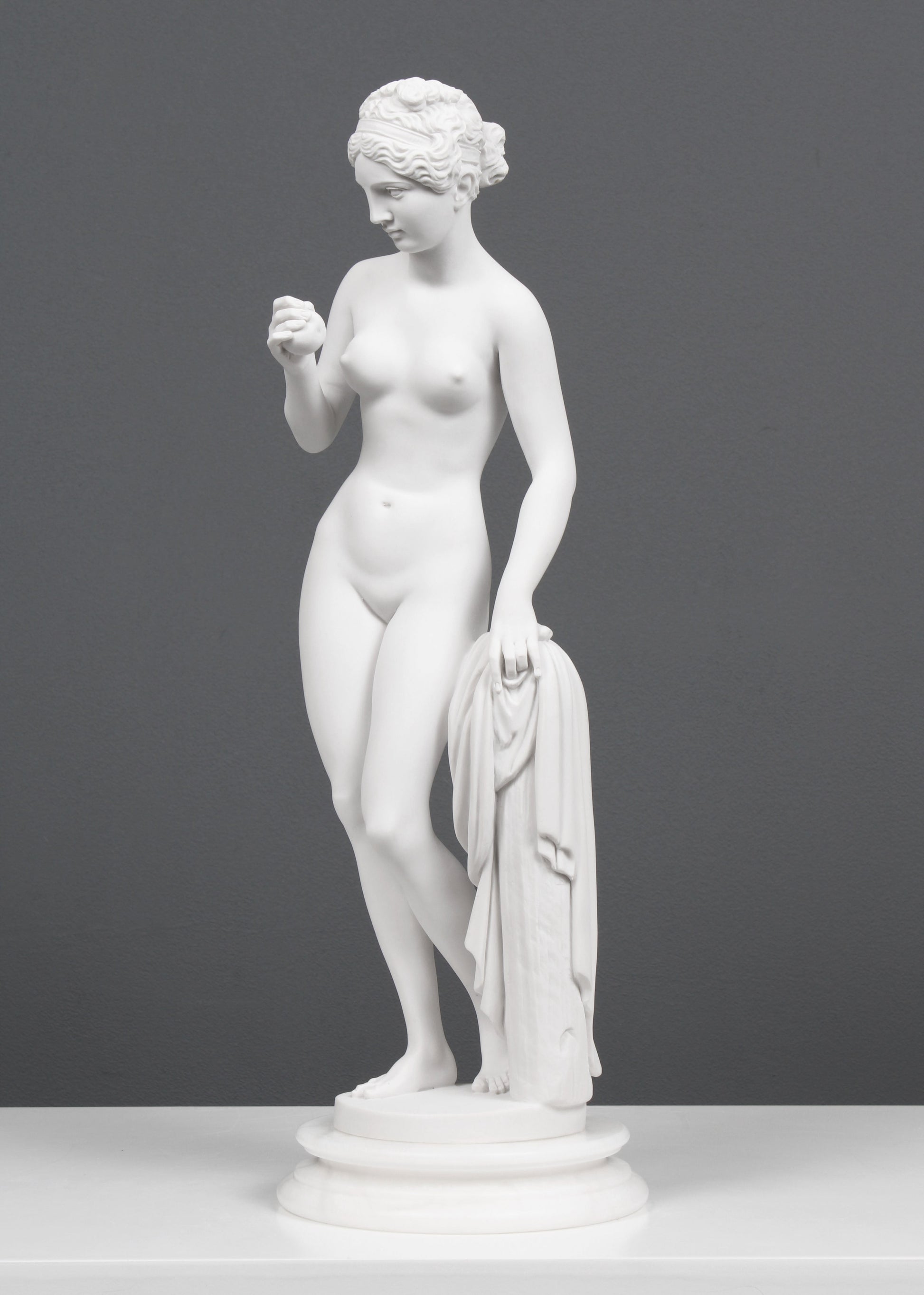 Venus with the Apple Statue by Bertel Thorvaldsen