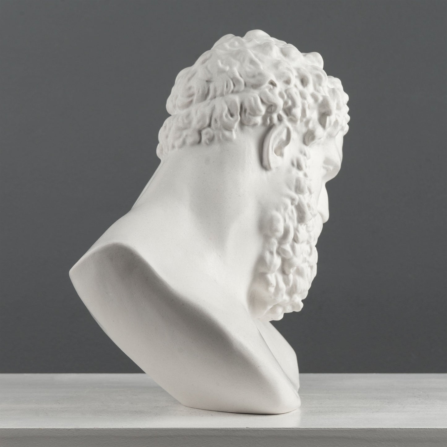 Hercules Bust Sculpture – Greek Hero of Might and Strength