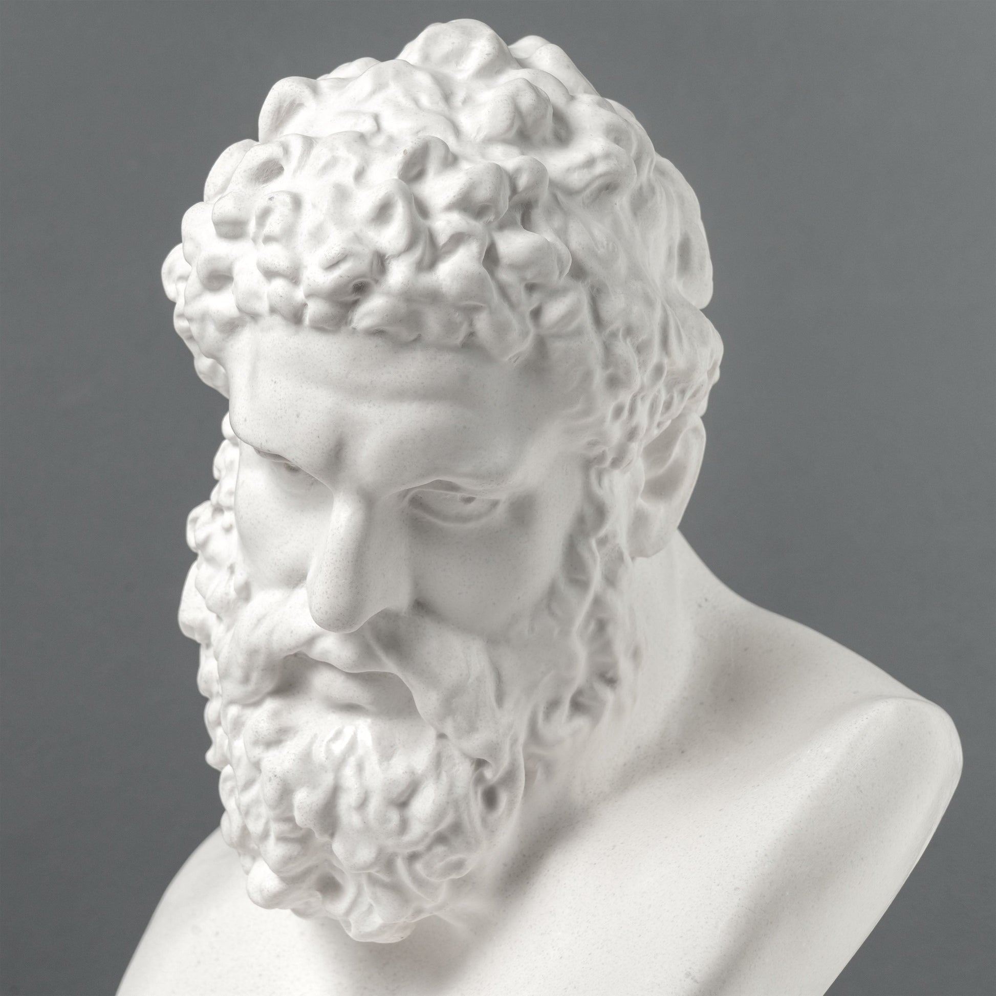 Hercules Bust Sculpture – Greek Hero of Might and Strength
