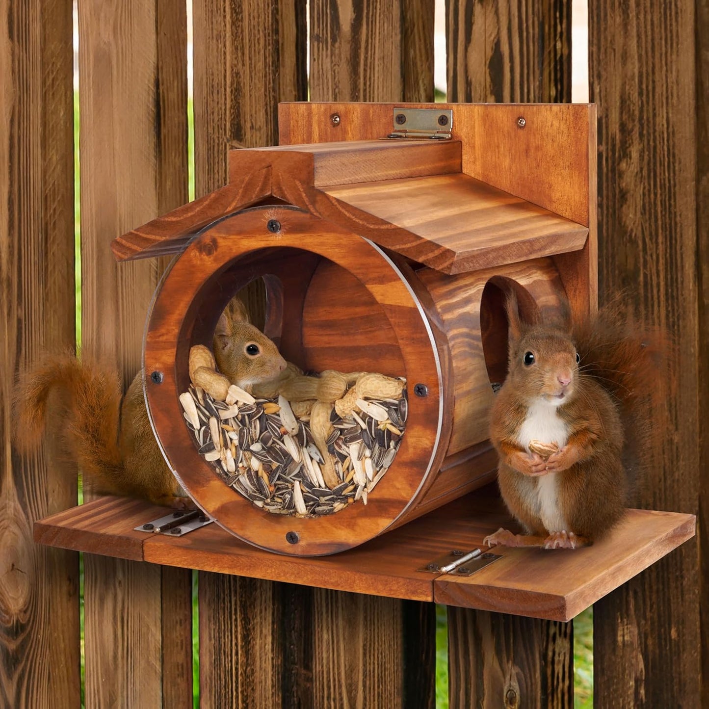 Wood Squirrel Feeder, Squirrel Feeders for outside Winter, Wooden Chipmunk Feeder for Corn, Peanuts, Durable Box Easy to Fill with the Roof Can Be Opened