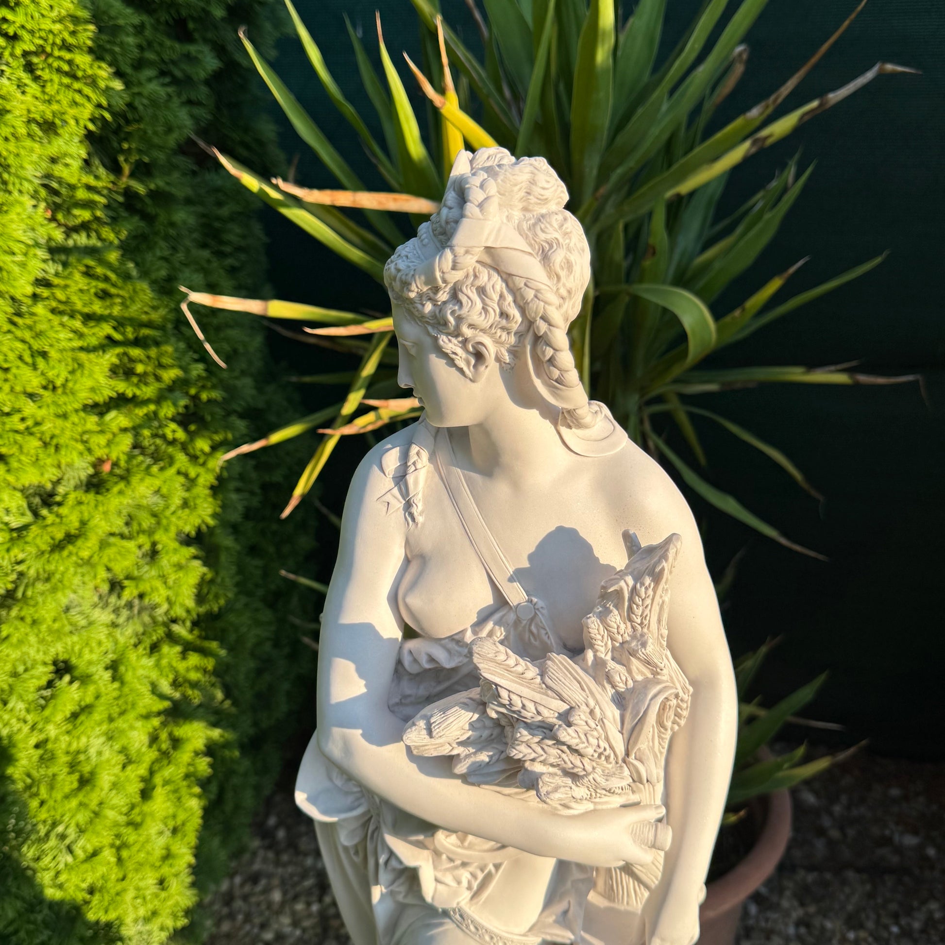 Harvest Goddess Statue - Ceres & Demeter
