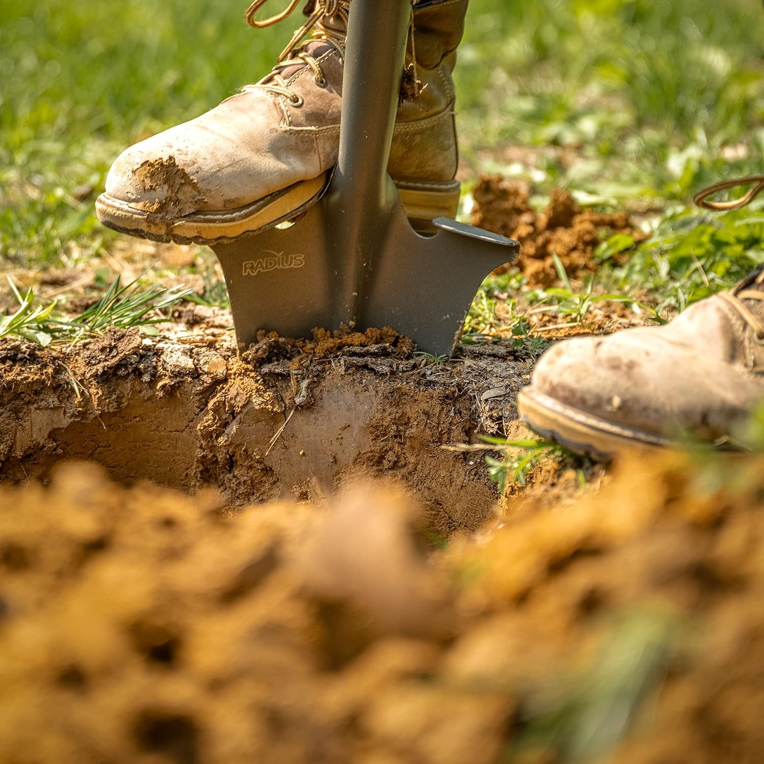 25011 Pro-Lite Carbon Steel Transplanter, Red