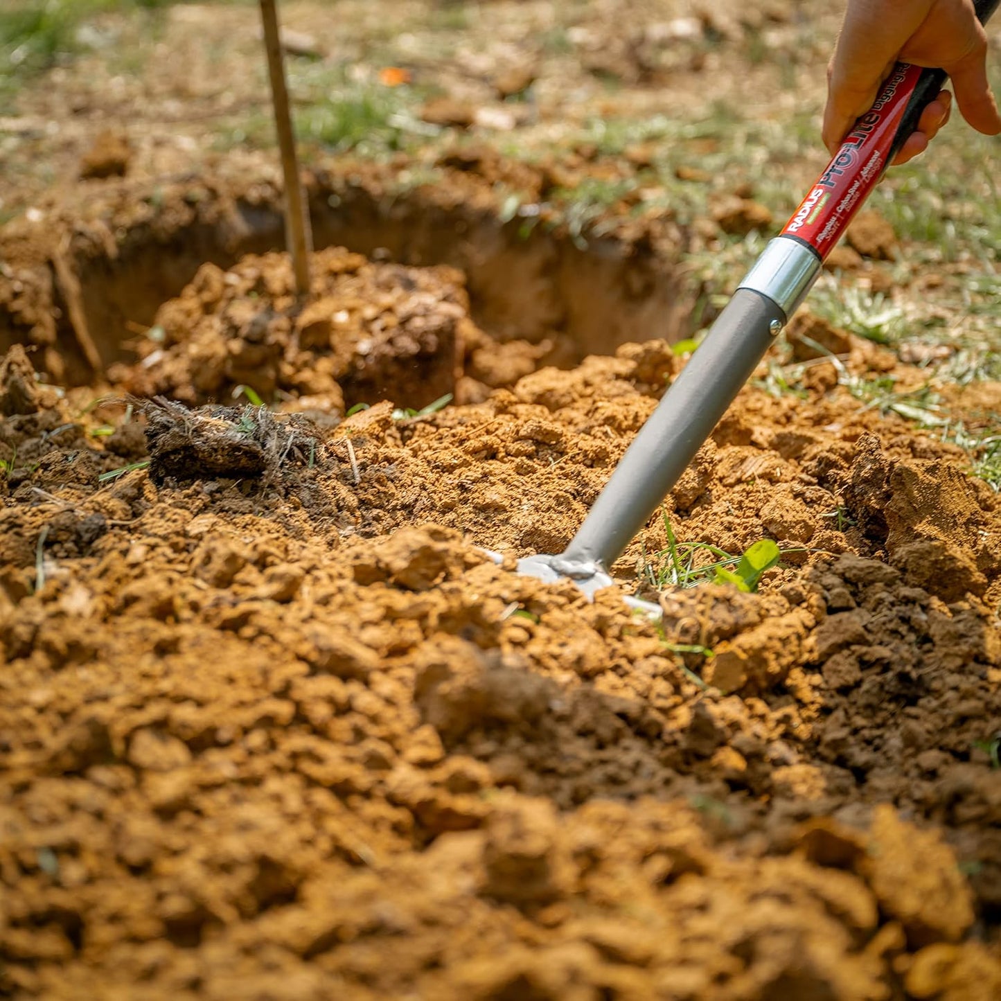 25311 Pro-Lite Ergonomic Carbon Steel Digging Fork, Red