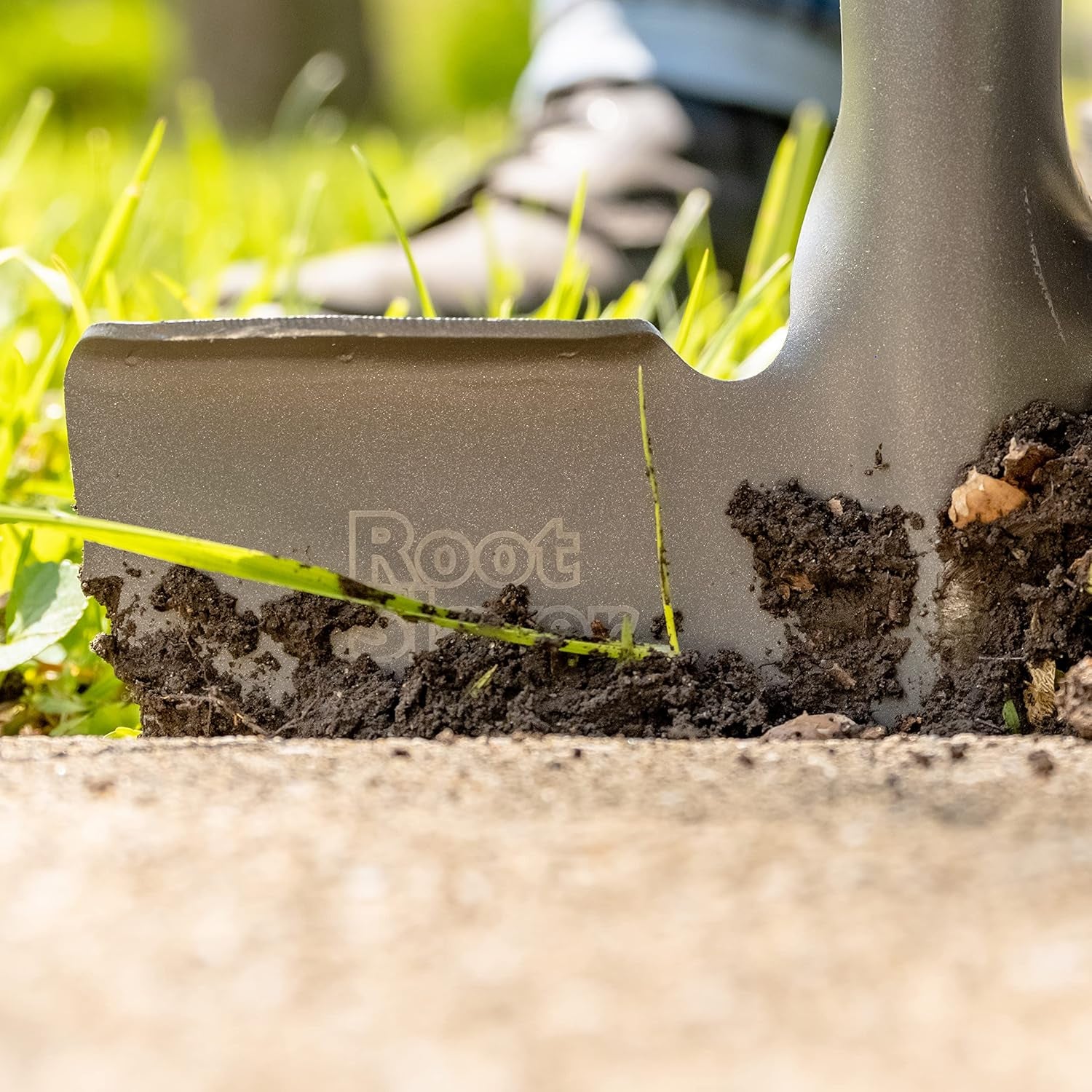 25611 Pro-Lite Ergonomic Carbon Steel Edger, Red