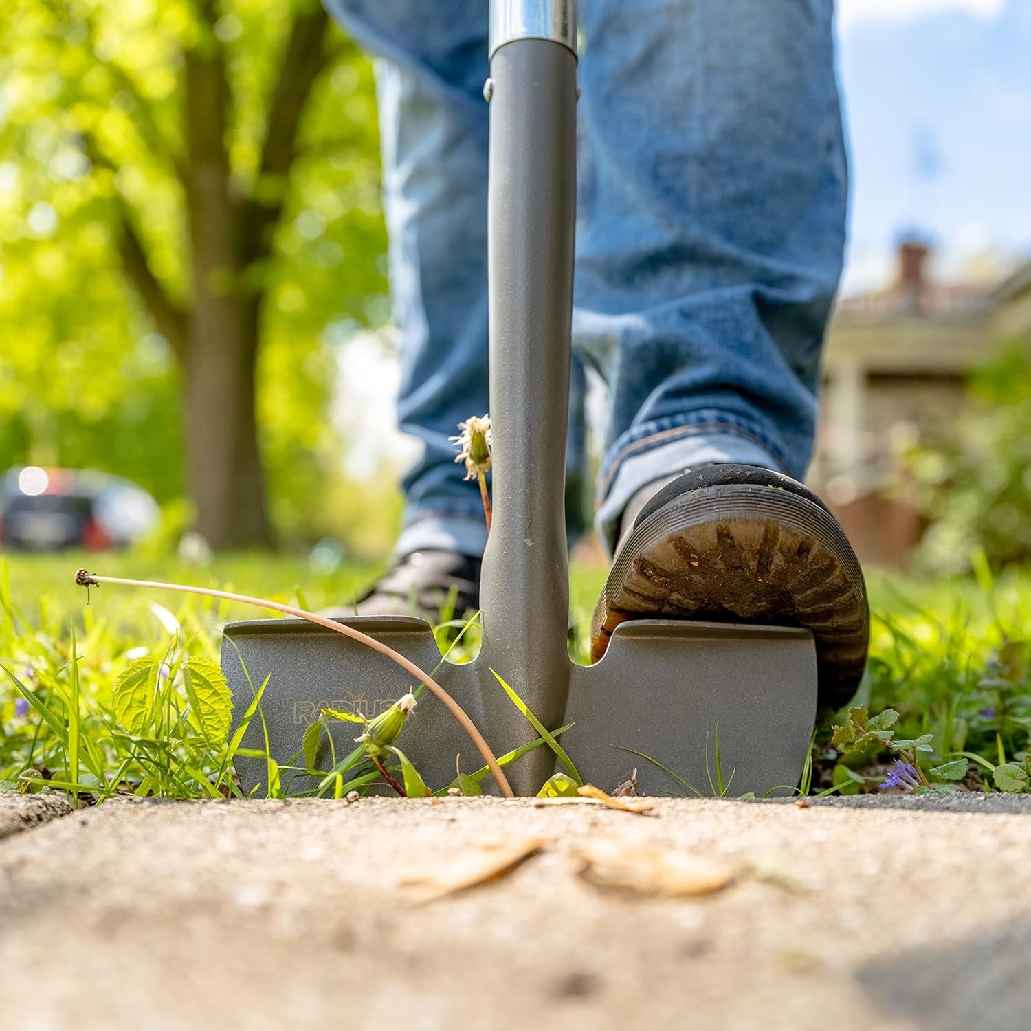 25611 Pro-Lite Ergonomic Carbon Steel Edger, Red