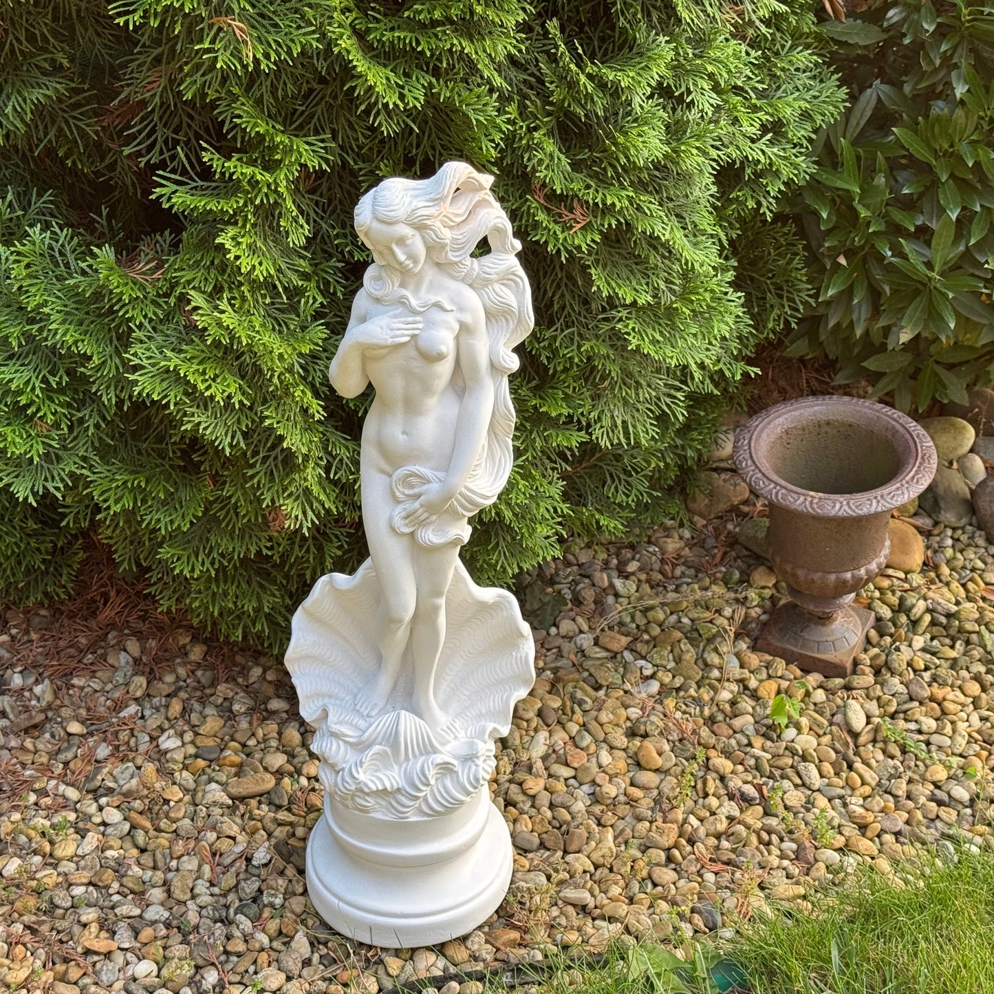 Birth of Venus Garden Statue