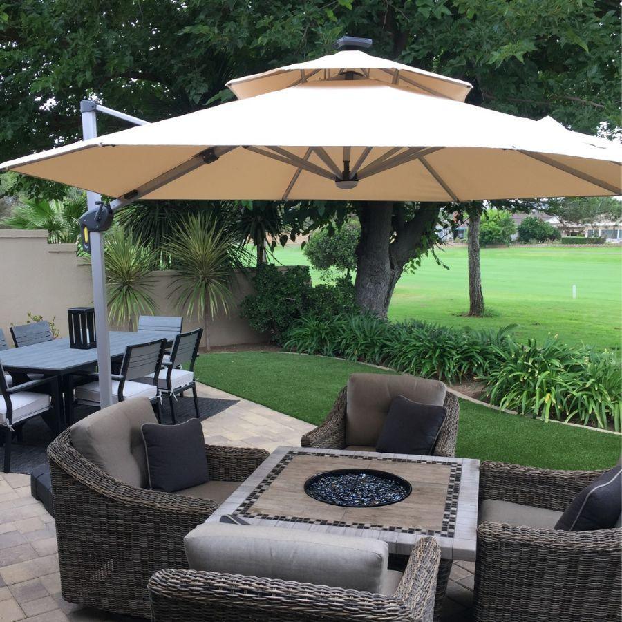 Round Cantilever Umbrella with Base, Outdoor Umbrellas with Lights